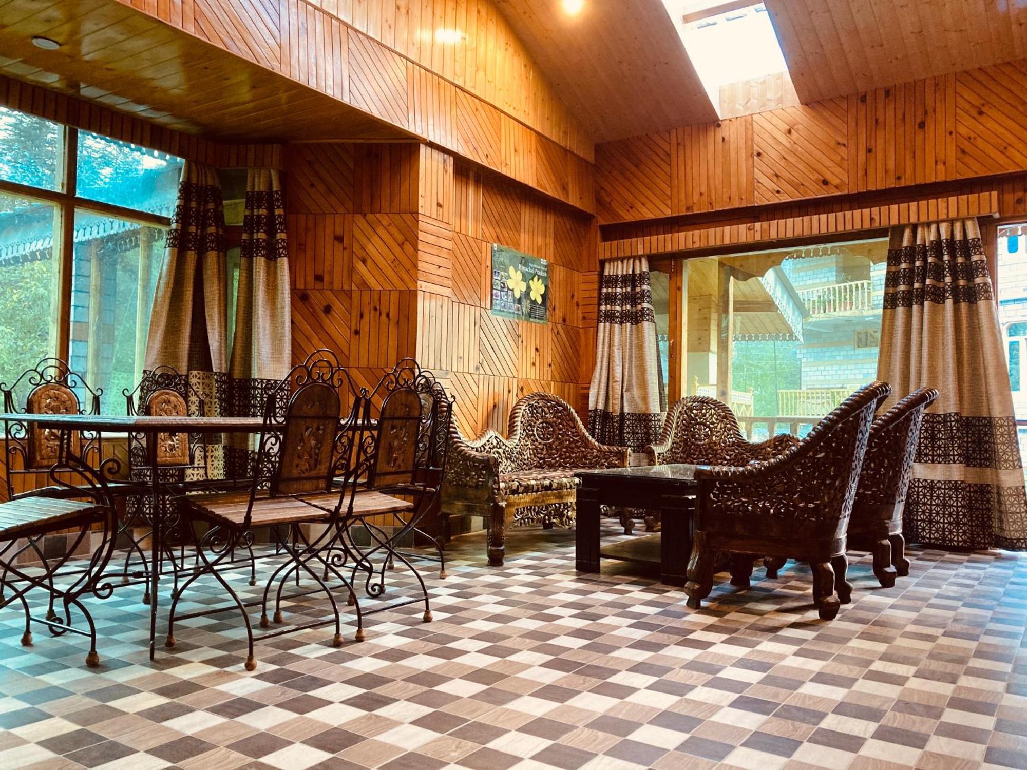 Woods Villa Cottage, Manali Esterno foto