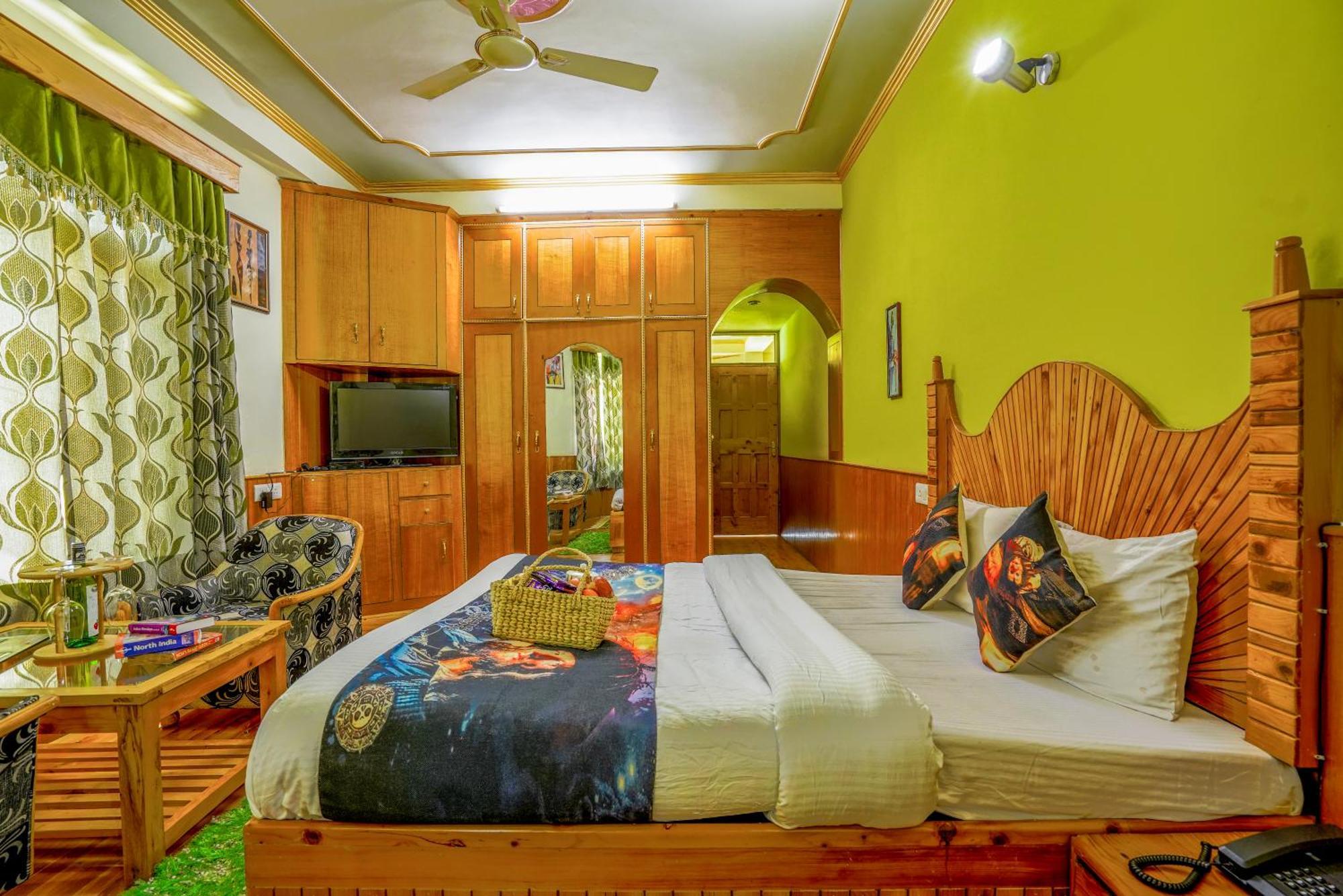 Woods Villa Cottage, Manali Esterno foto