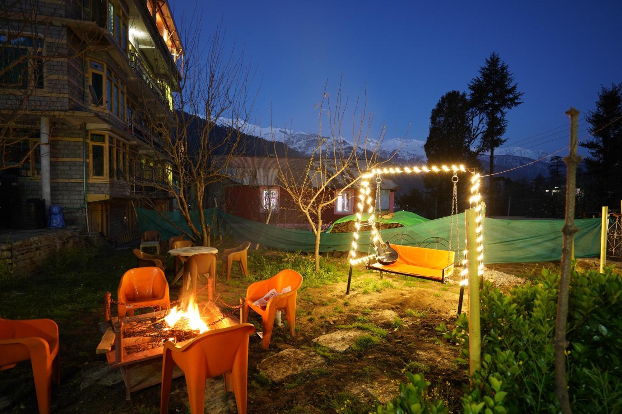 Woods Villa Cottage, Manali Esterno foto