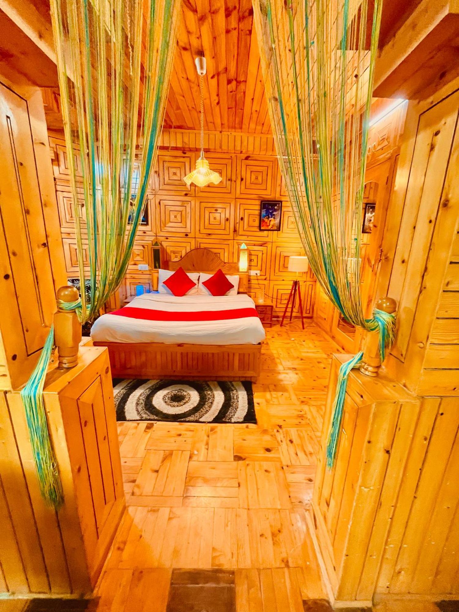 Woods Villa Cottage, Manali Esterno foto