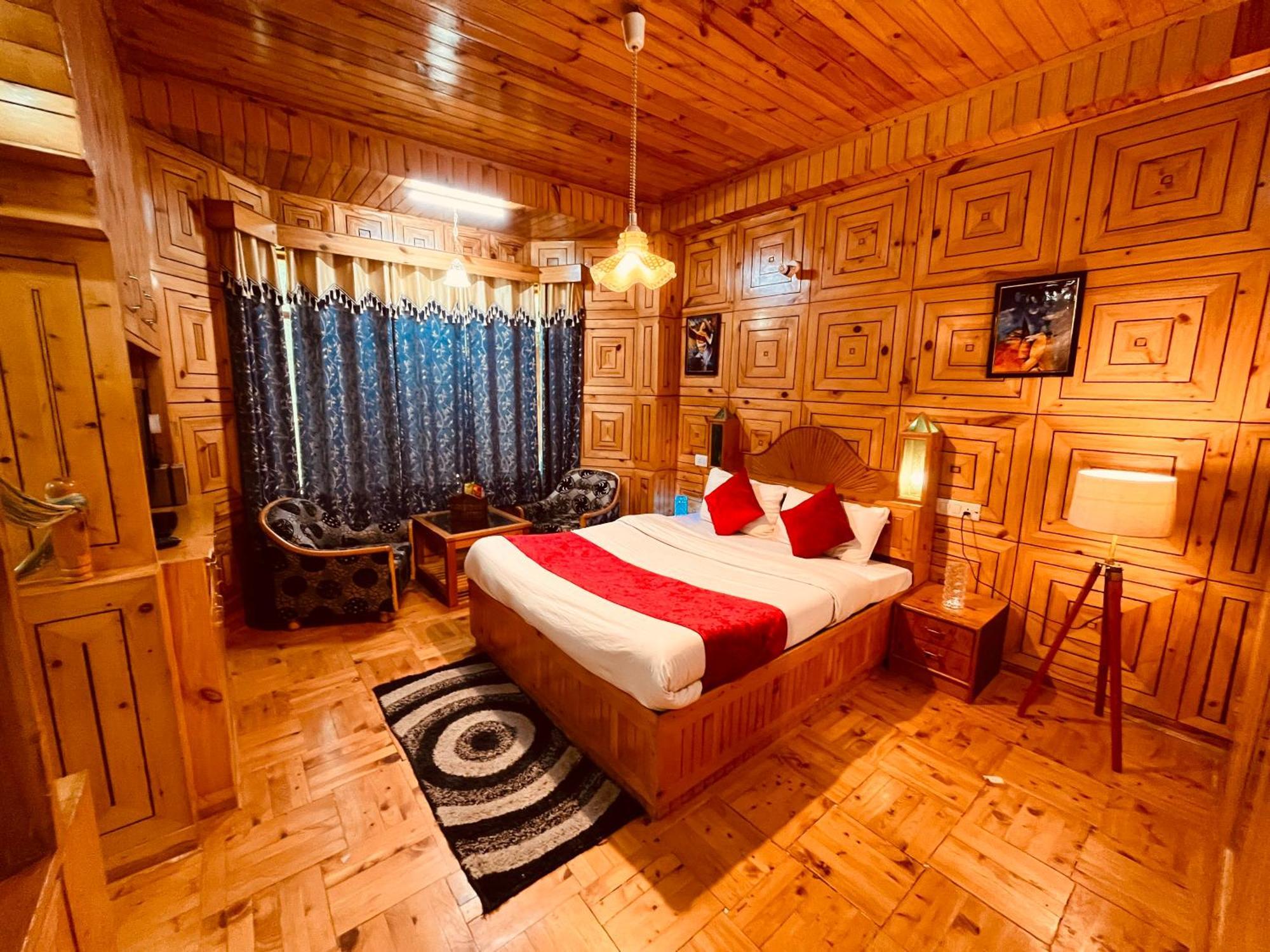 Woods Villa Cottage, Manali Esterno foto