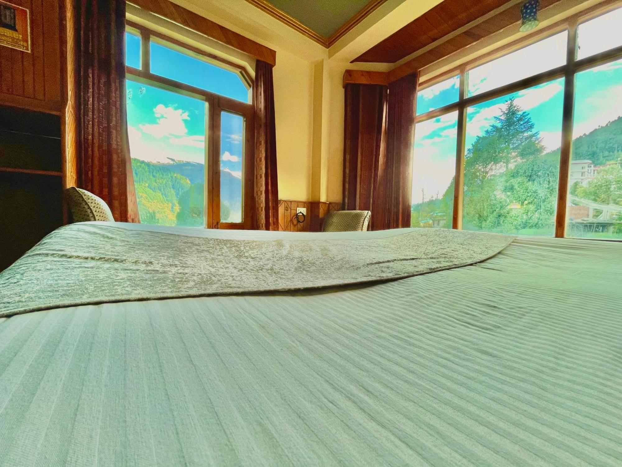 Woods Villa Cottage, Manali Esterno foto