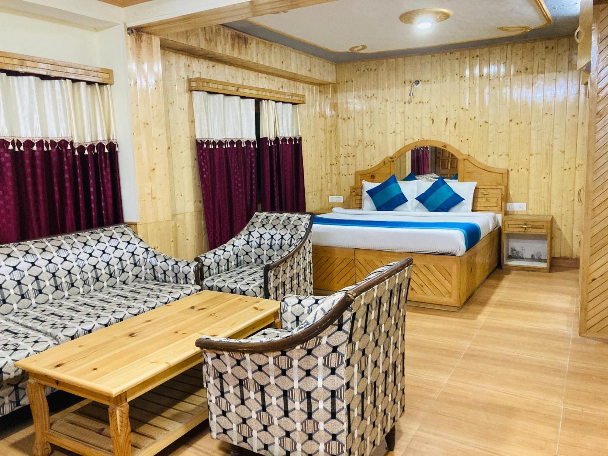 Woods Villa Cottage, Manali Esterno foto